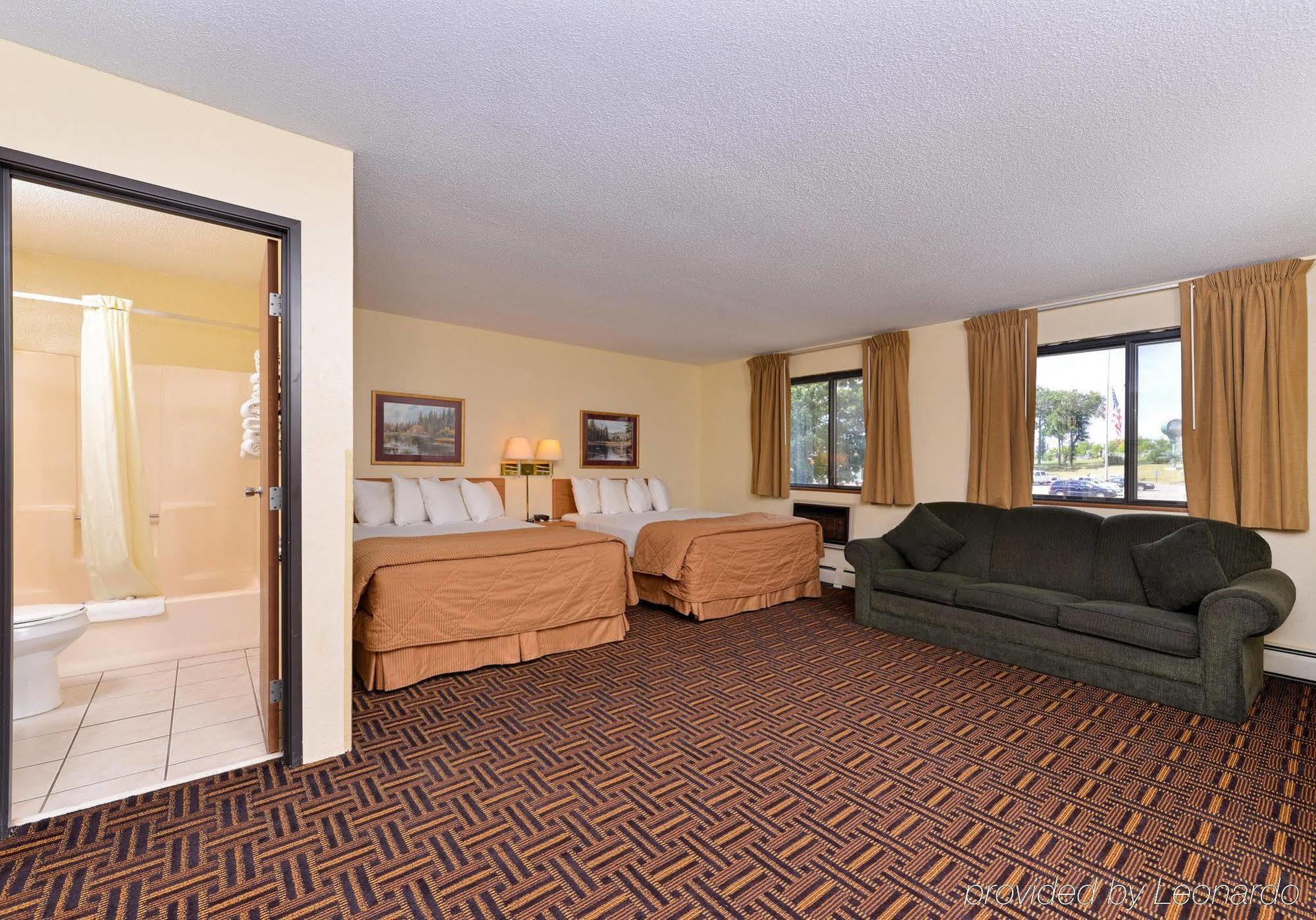 Americas Best Value Inn & Suites Detroit Lakes Ngoại thất bức ảnh