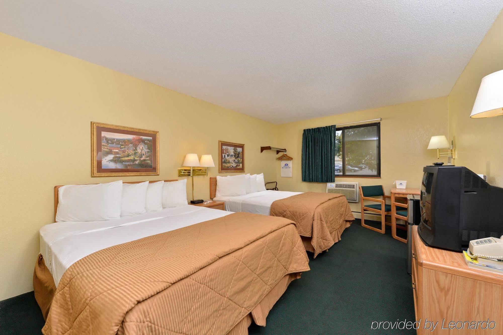 Americas Best Value Inn & Suites Detroit Lakes Ngoại thất bức ảnh