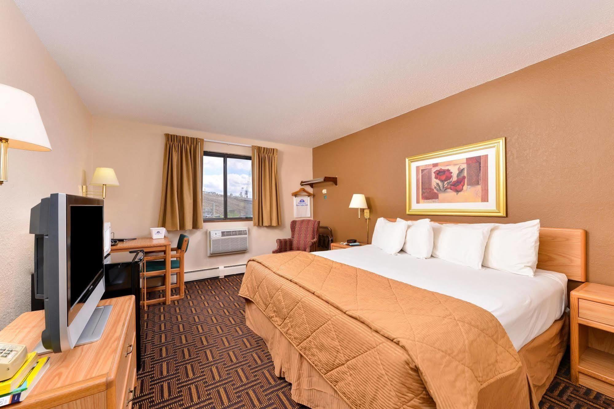 Americas Best Value Inn & Suites Detroit Lakes Ngoại thất bức ảnh