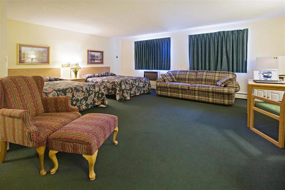 Americas Best Value Inn & Suites Detroit Lakes Phòng bức ảnh