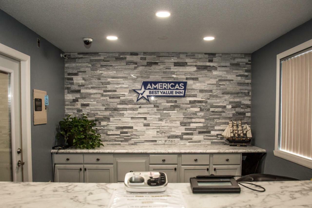 Americas Best Value Inn & Suites Detroit Lakes Ngoại thất bức ảnh